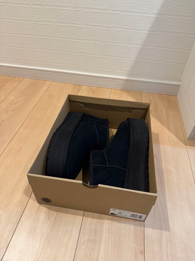UGG アグ ムートンブーツ 正規品 CLASSIC ULTRA MINI