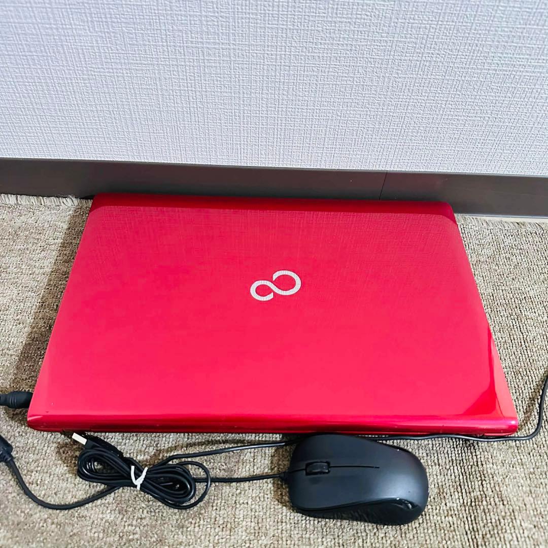 S184 Fujitsuノートパソコンi7メモリ8G高速 WEBカメラWin11