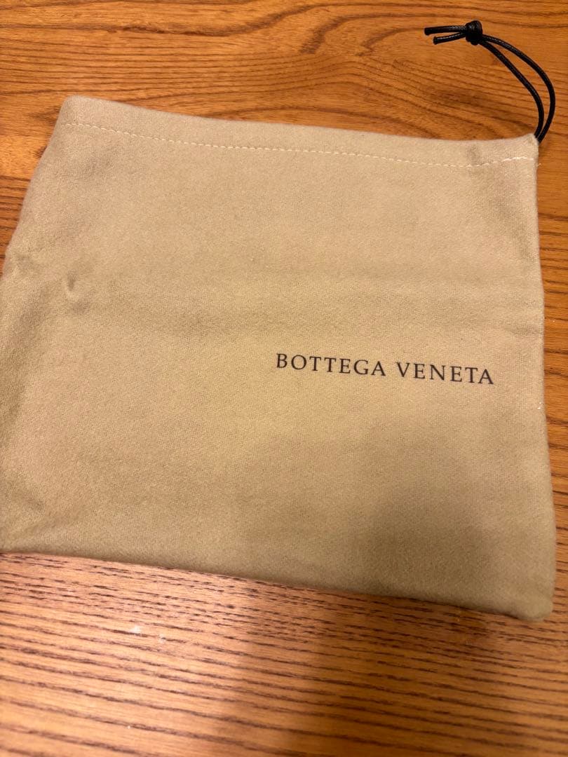 ボッテガヴェネタ　長財布　黒　バイカラー