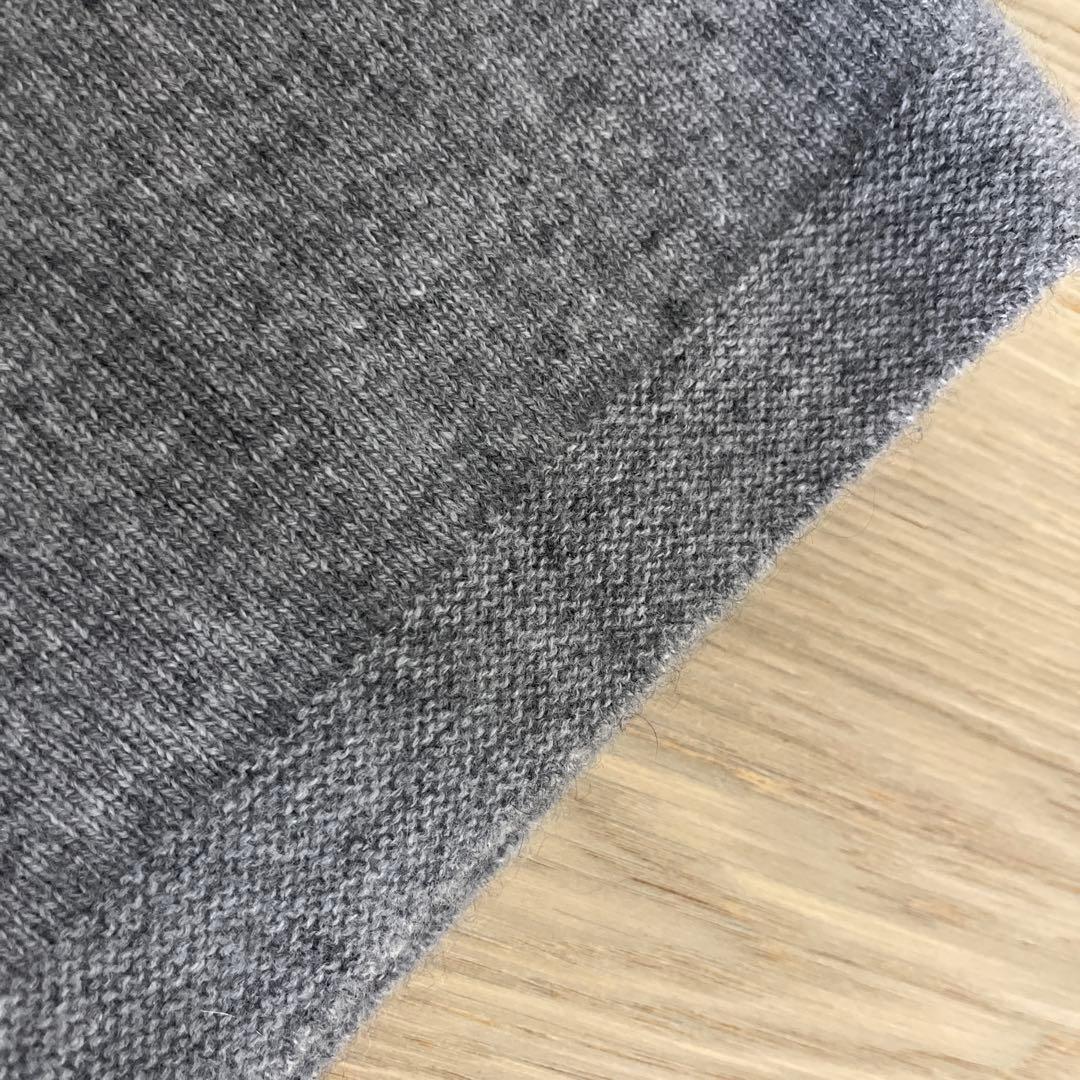 未使用　TOYOBOSHI トウヨウボウシ 糸衣　グレー　カシミヤ　ワンピース