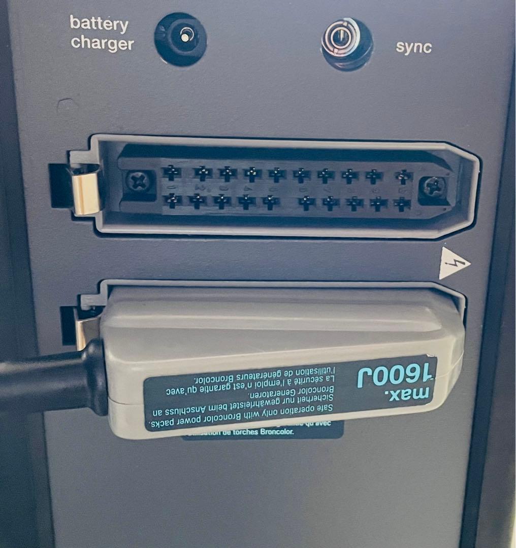 ブロンカラー　モビライト　ストロボ