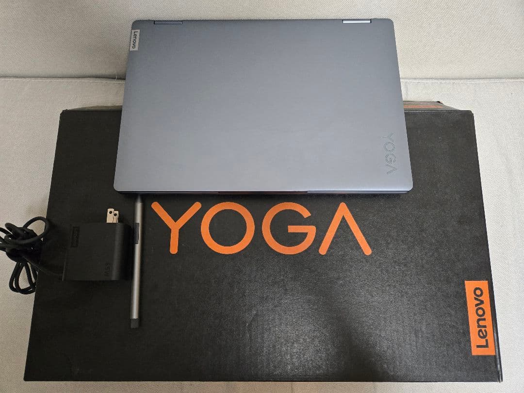 美品Lenovo Yoga 770 有機EL 2-in-1AMD Ryzen 7