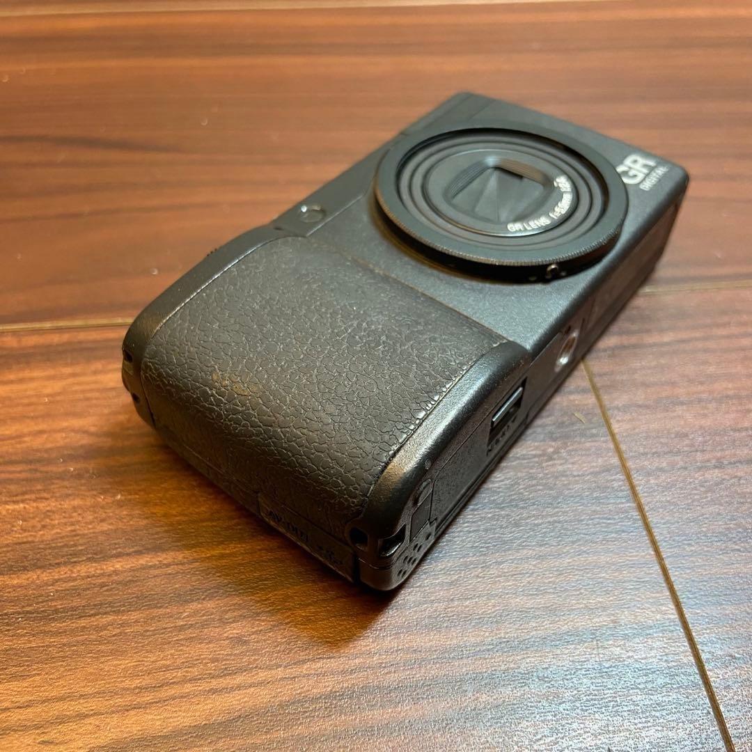RICOH GR DIGITAL Ⅱ デジカメ ほぼ新品 4936