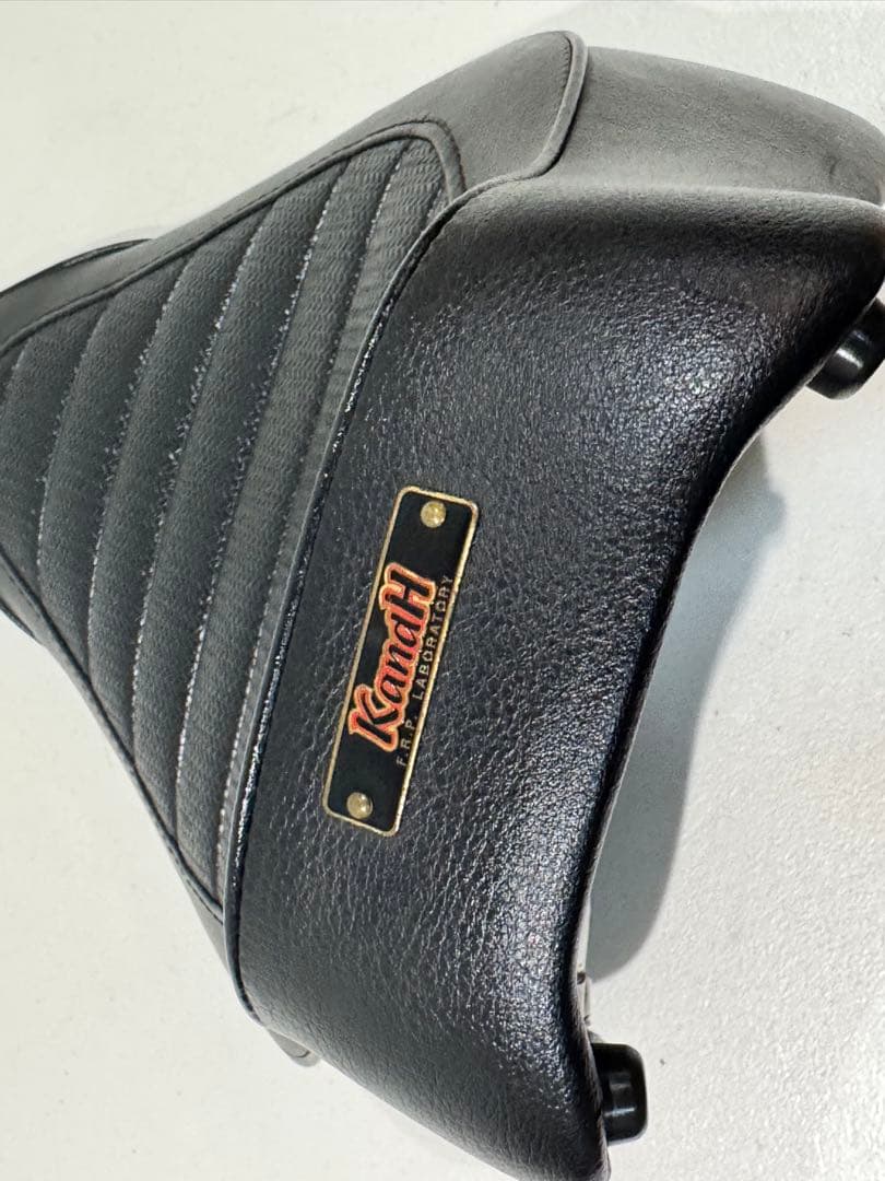 ソフテイル　K&H　タックロール　シート　FLST