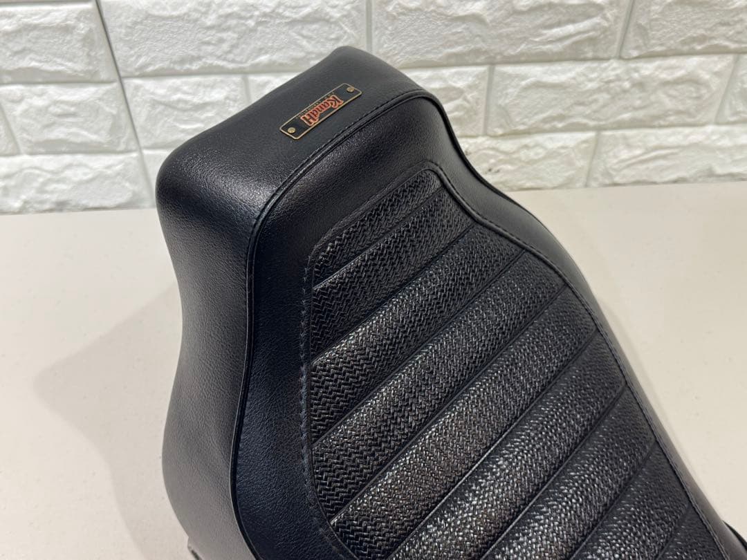 ソフテイル　K&H　タックロール　シート　FLST