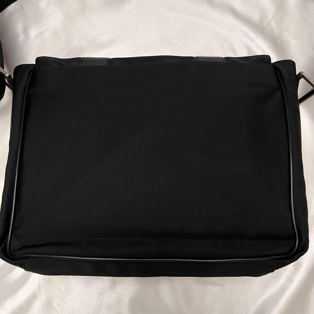 ✨極美品✨ロエベ　大容量メッセンジャーバッグ　キャンバス×レザー　ブラック