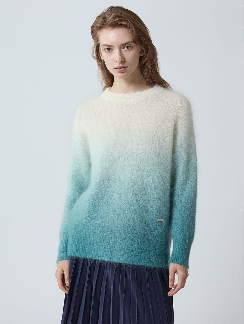 グラデーションモヘアニットAquascutum 新品