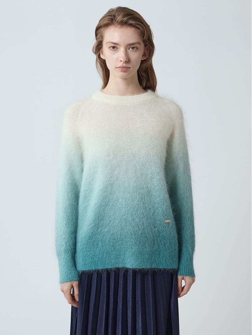グラデーションモヘアニットAquascutum 新品
