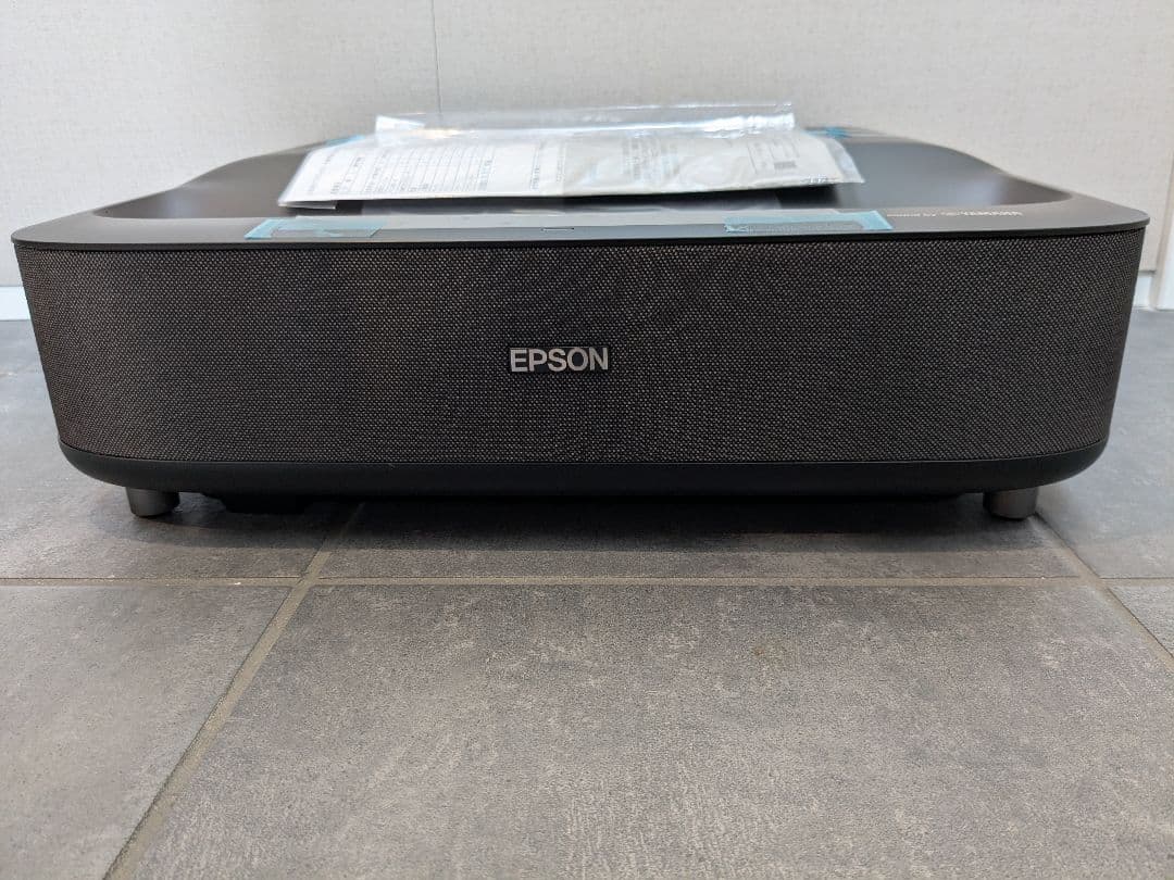 EPSON　EH-LS300 プロジェクター 本体 ブラック