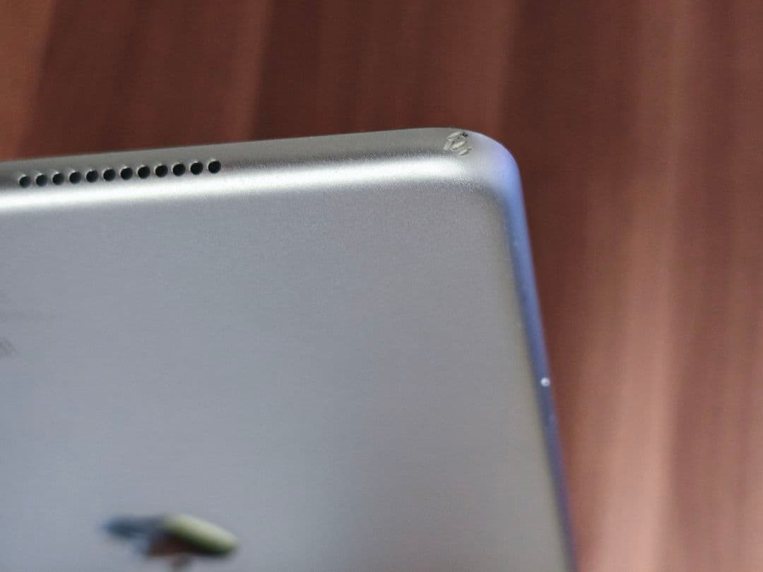 【ジャンク】iPad pro 9.7 128GB Cellularモデル