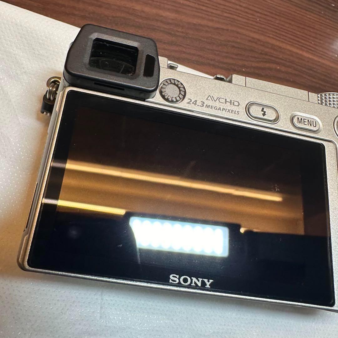 SONY ミラーレス一眼 α6000 ダブルズームレンズキット 0054