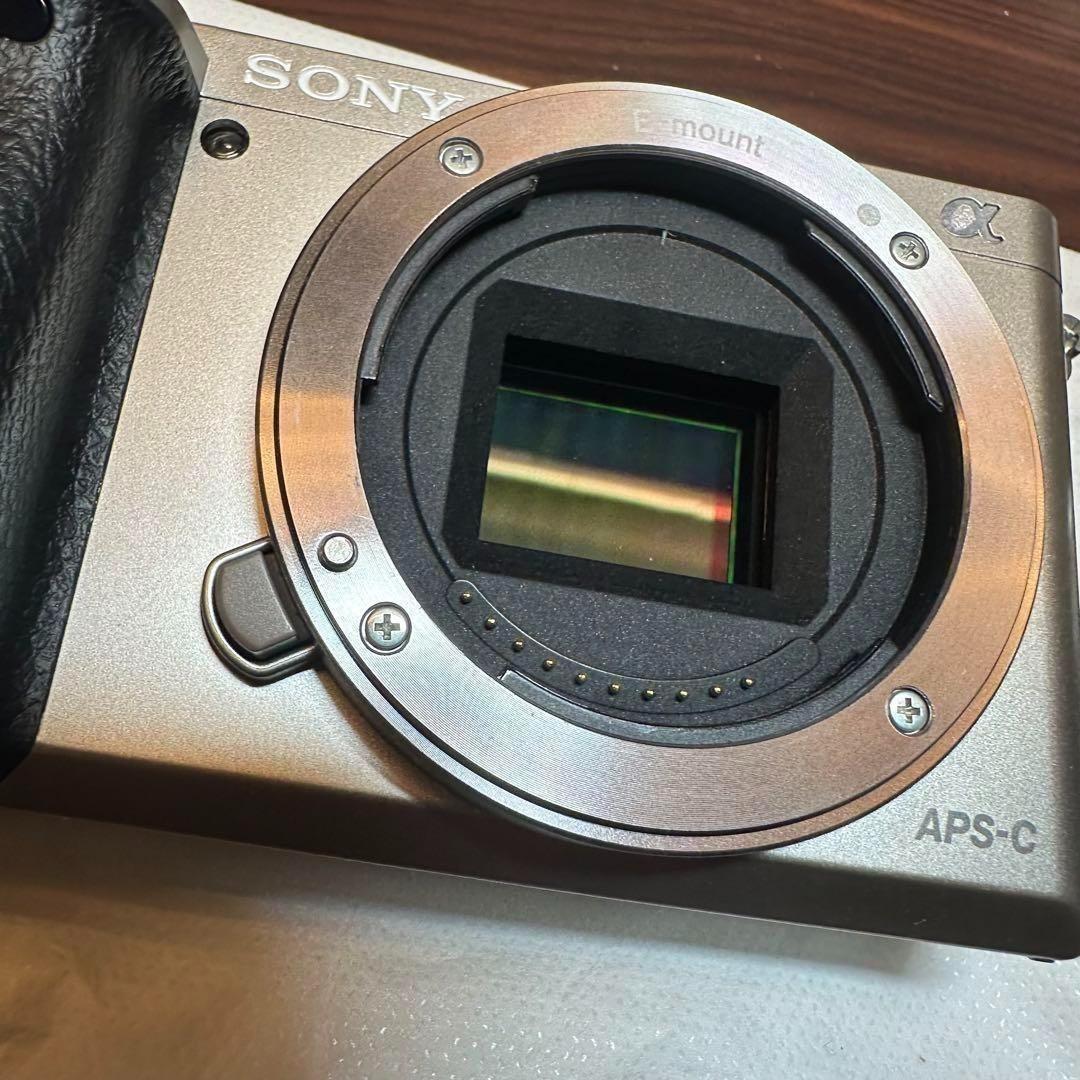 SONY ミラーレス一眼 α6000 ダブルズームレンズキット 0054