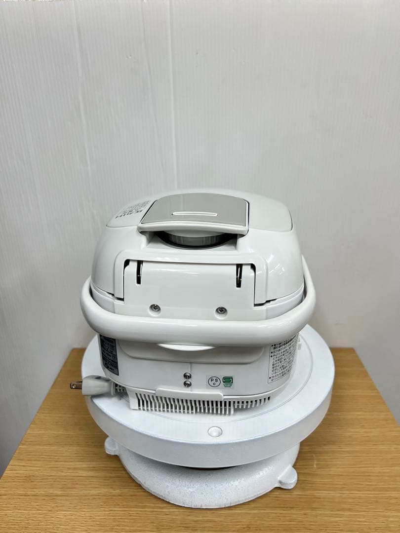 象印 圧力IH炊飯器 NP-RN05 型（ホワイト） 2024年製