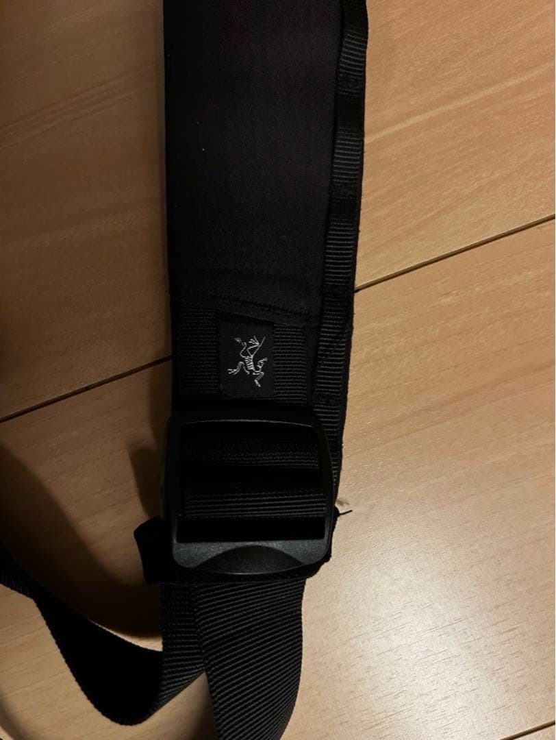 ARC’TERYX GRANVILLE 10 COURIER BAG