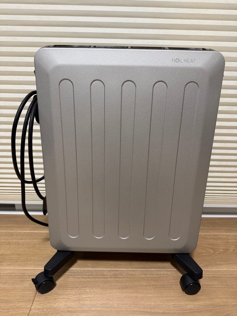 美品　コロナ　オイルレスヒーターノイルヒート DHS-1524 (2024年製)