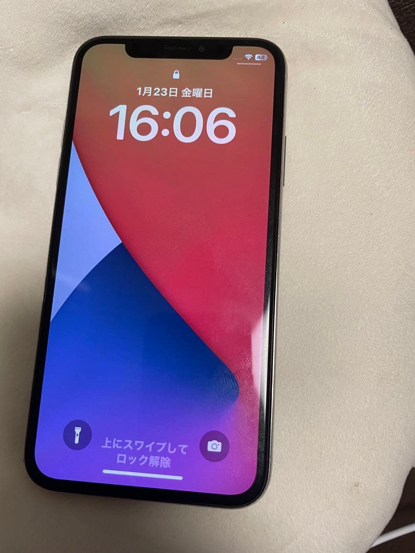 Apple iPhone Ｘ　２５６ＧＢ　バッテリー９６%