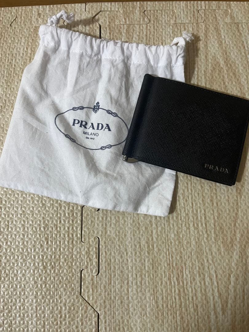 (はるおさん)PRADA ブラック マネークリップ