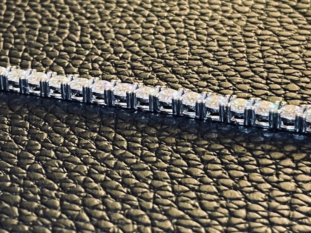 【高品質】モアサナイト テニスブレスレット 4mm VVS1 鑑定書 18cm