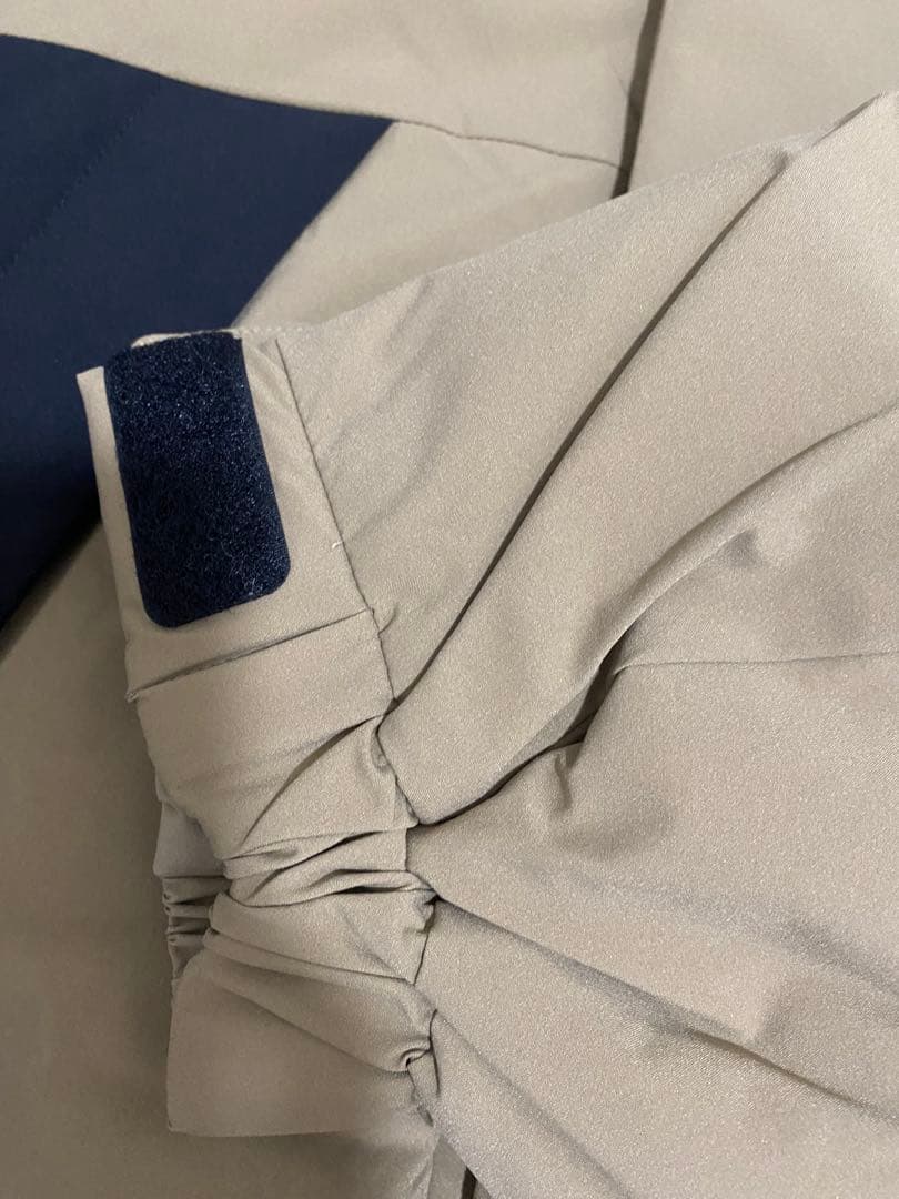 ファーストダウン　パネルショートダウン