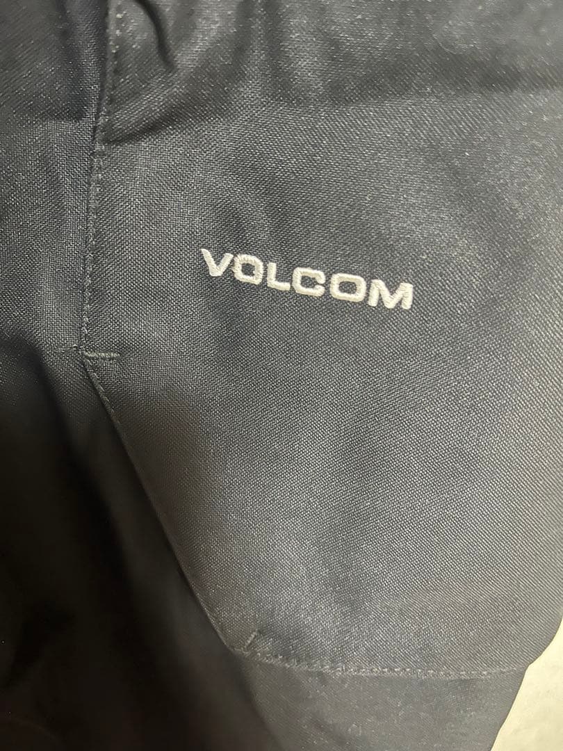 VOLCOM ブラックオーバーオール