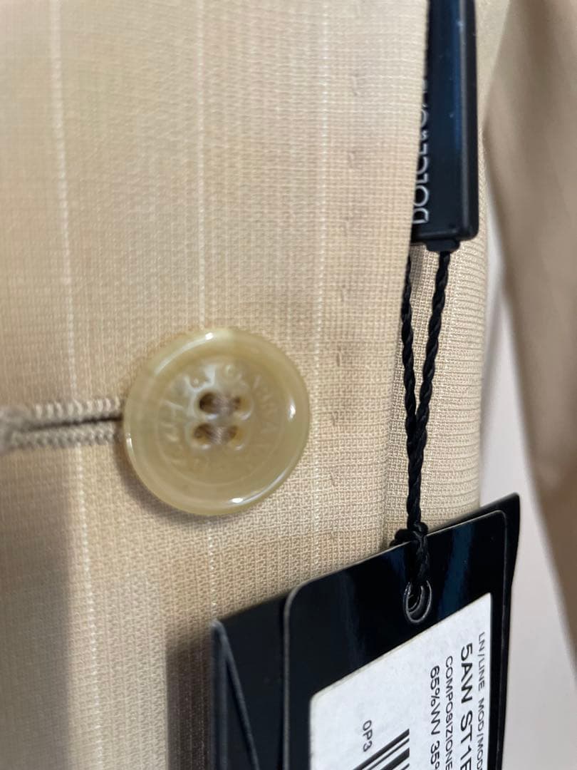 【新品　未使用】　ドルチェ&ガッパーナ　スーツ　ベージュ　サイズ38（M）