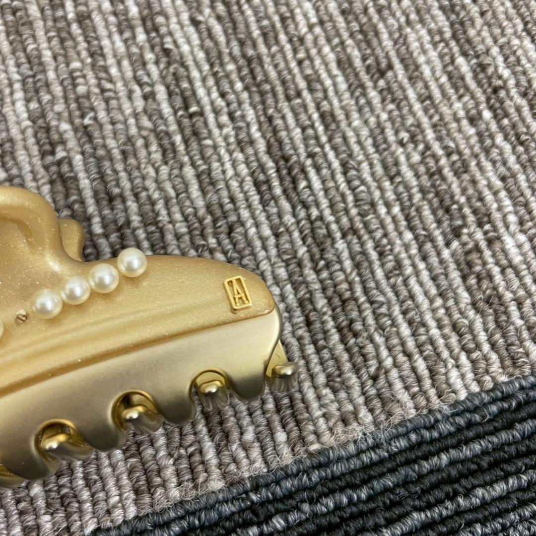 アレクサンドルドゥパリ　バレッタ　ヘアクリップ　ゴールド　パール
