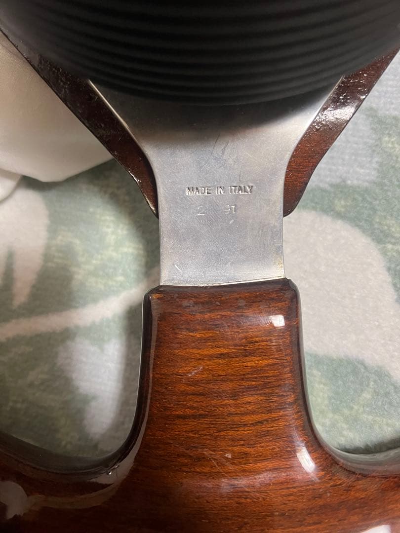 希少 ビンテージ イタリア製 モモ ステアリング