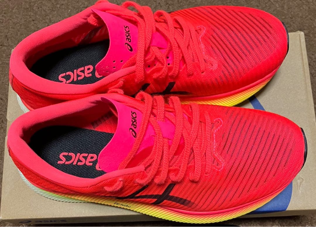 アシックスメタスピードスカイ　25cm