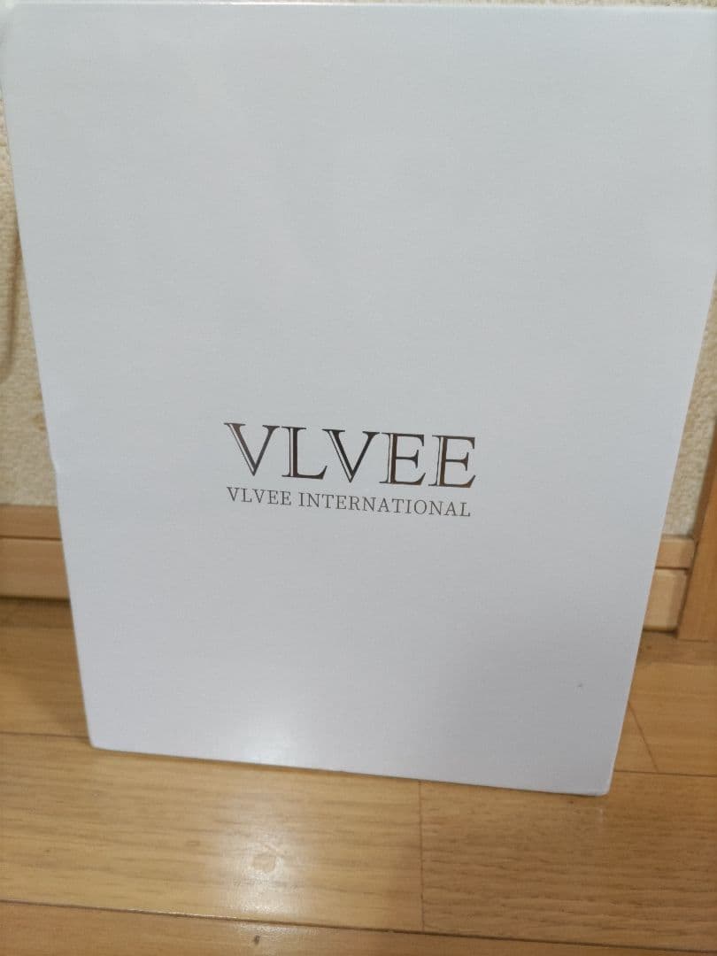 ✨️最新型新品低周波顔シミ取りエステ✨️残りわずか！！