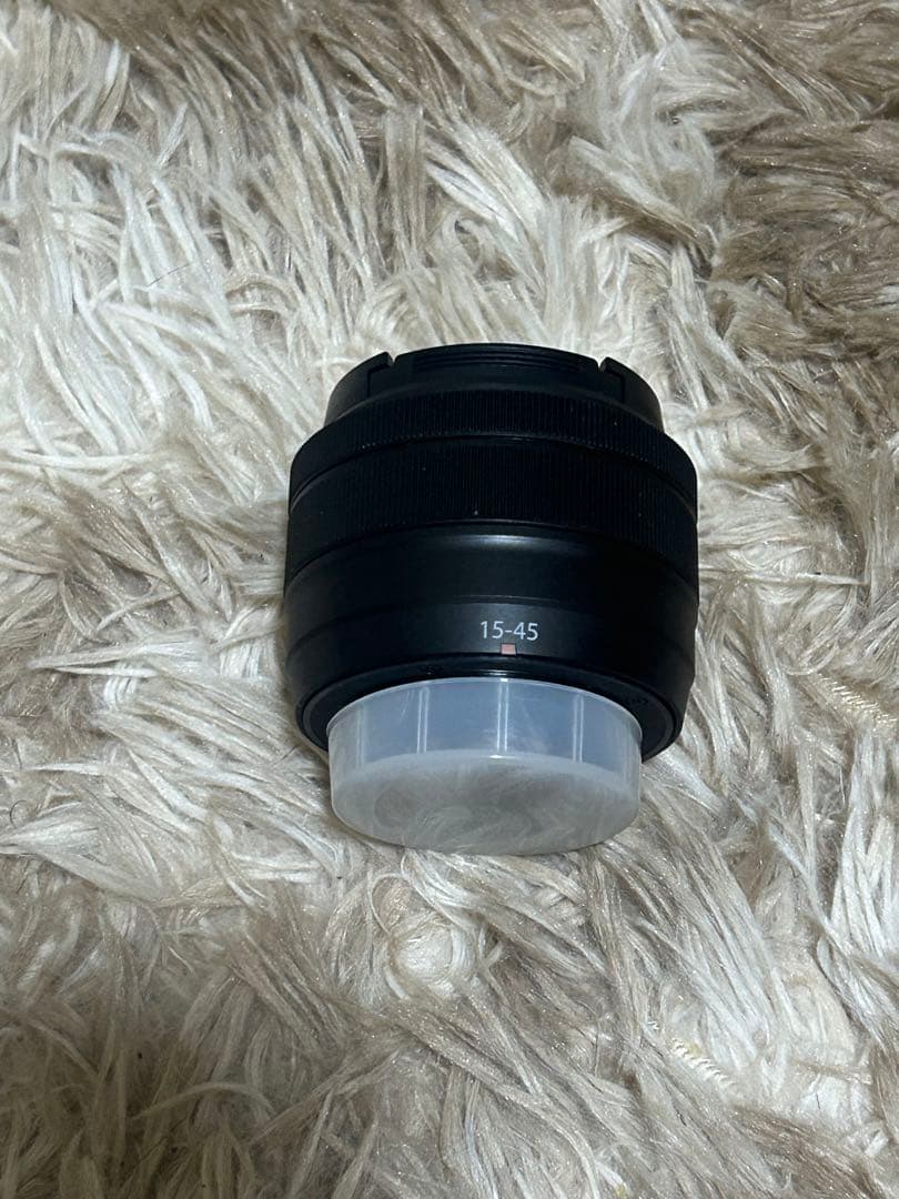 Fujinon XC15-45mm f/3.5-5.6ズームレンズ