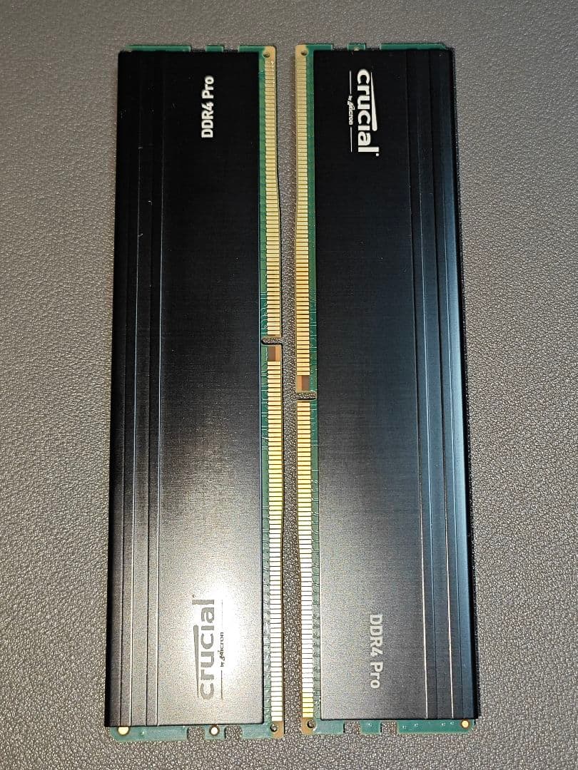 crucial DDR4 Pro 32GB (2 x 16GB) ヒートシンク付