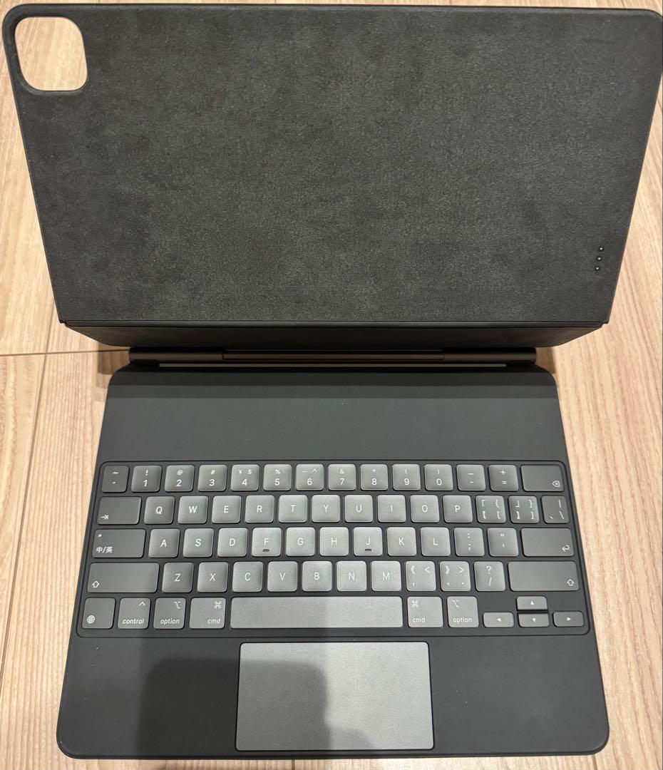 iPad Pro 12.9 第6世代 1TB Magic Keyboard付
