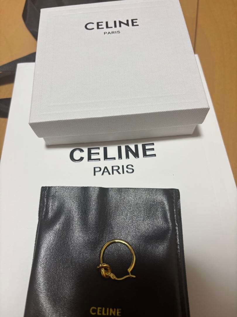 CELINE ゴールド フープピアス