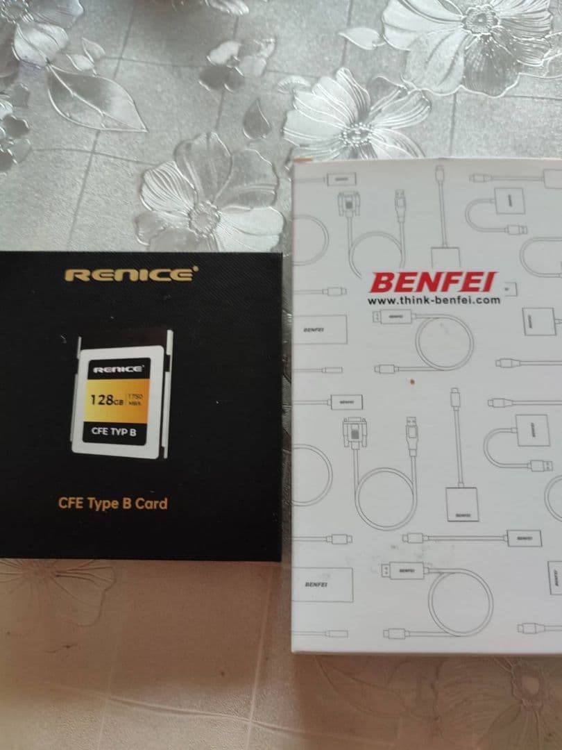 【新品未使用品】NIKON キャノン一眼レフ用のメモリカード