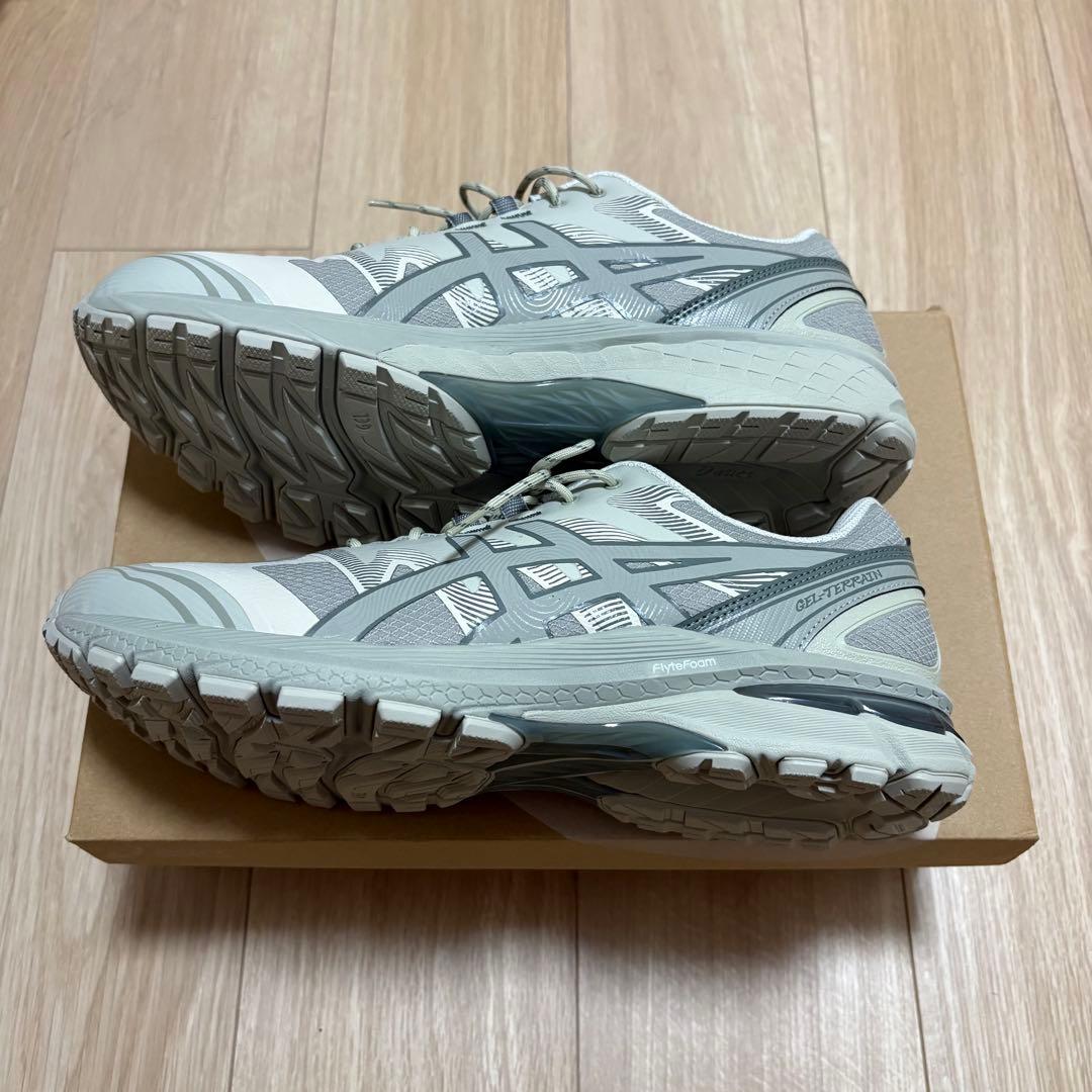 ★ White Market　新品箱付！asics GEL-TERRAIN