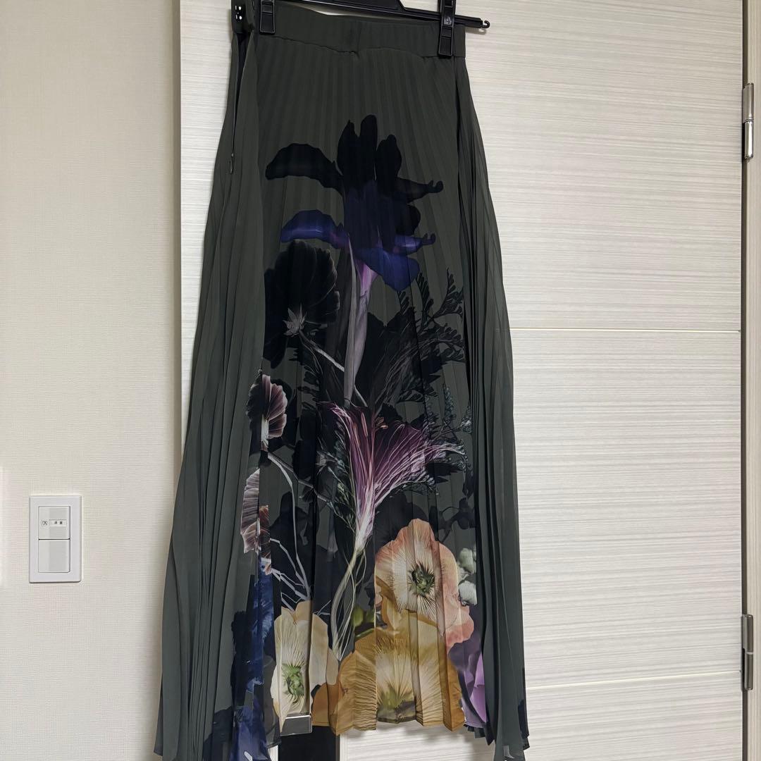 スカート AMERI MEDI ROENTGEN FLOWER PLEATS SKIRT