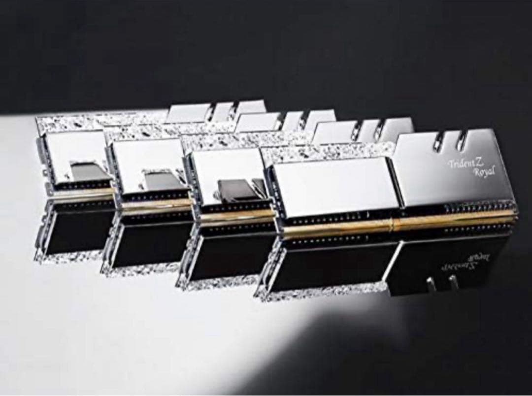 新品未使用　G.Skill DDR4メモリ TridentZ