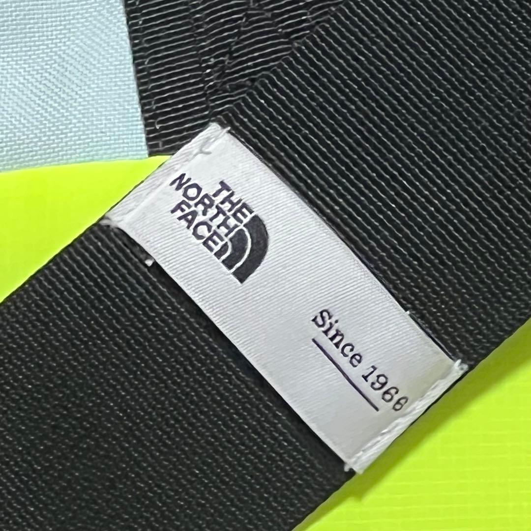 旅行かばん・小分けバッグ THE NORTH FACE BOZER DUFFEL FOR UNISEX