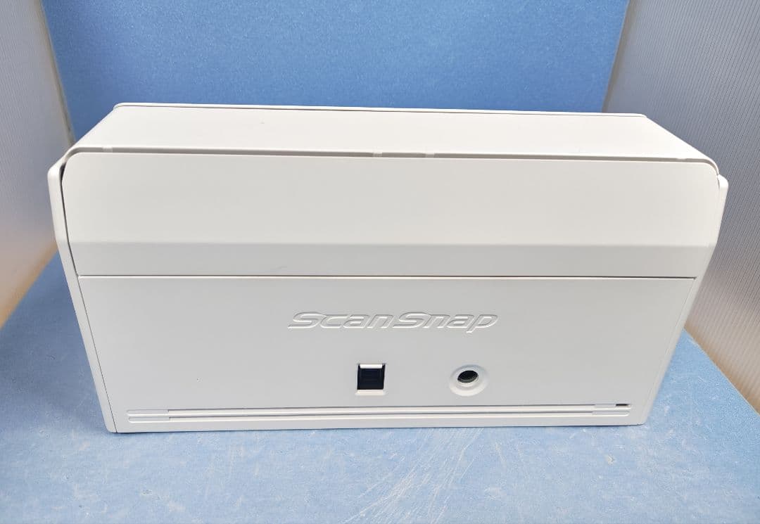 たまった書類を一気にスキャン 富士通 ScanSnap iX1500（白）