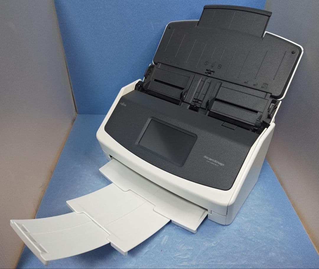 たまった書類を一気にスキャン 富士通 ScanSnap iX1500（白）