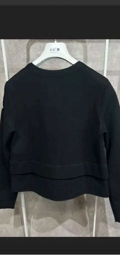 本日最終お値下げMONCLER ブラック ショート丈異素材ダウンジャケット