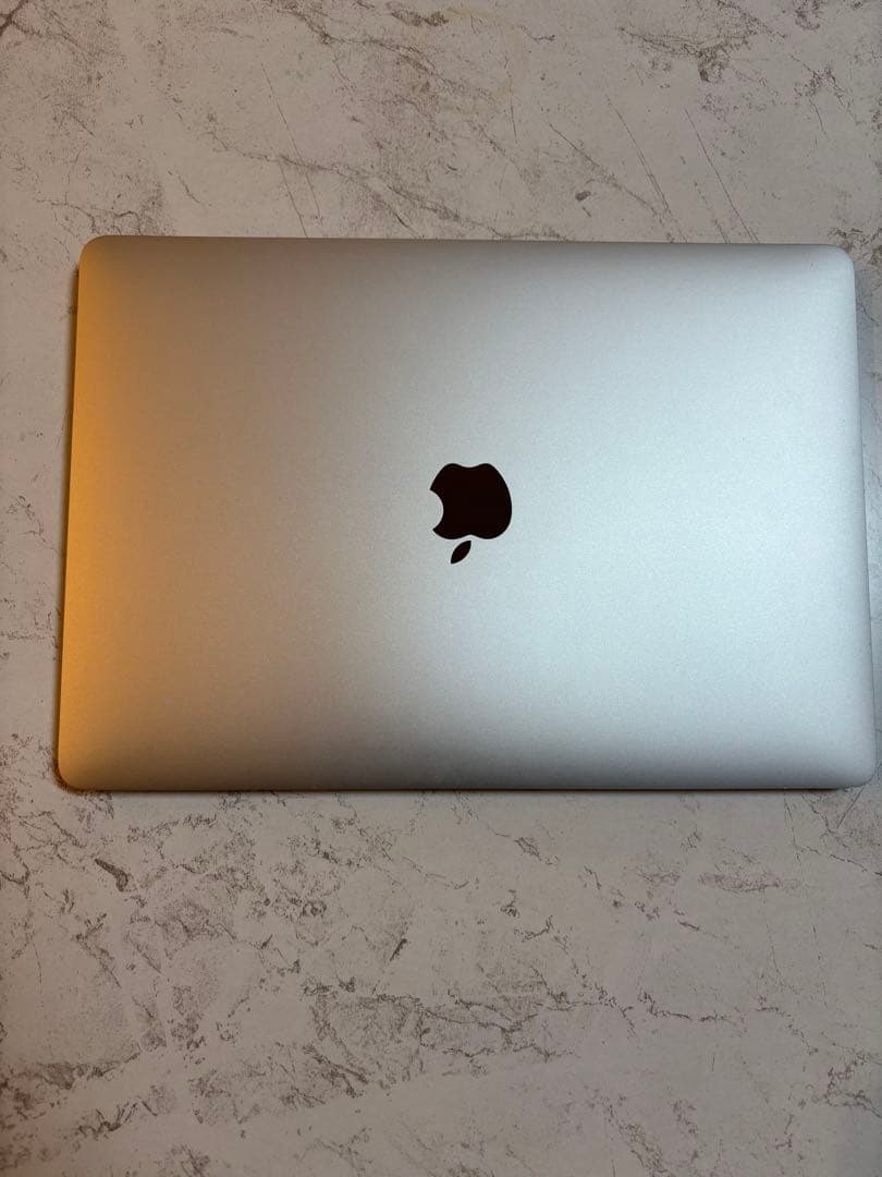 Apple MacBook Air シルバー16GB 512GB i7