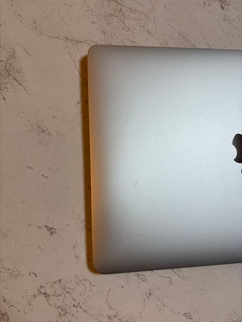 Apple MacBook Air シルバー16GB 512GB i7