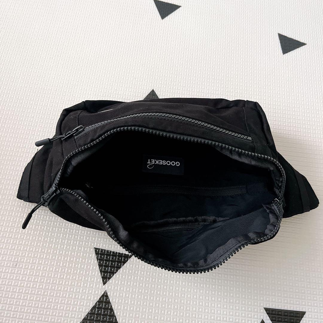 【美品】グスケット365抱っこ紐Plus（抱っこ紐+バッグ）ブラック