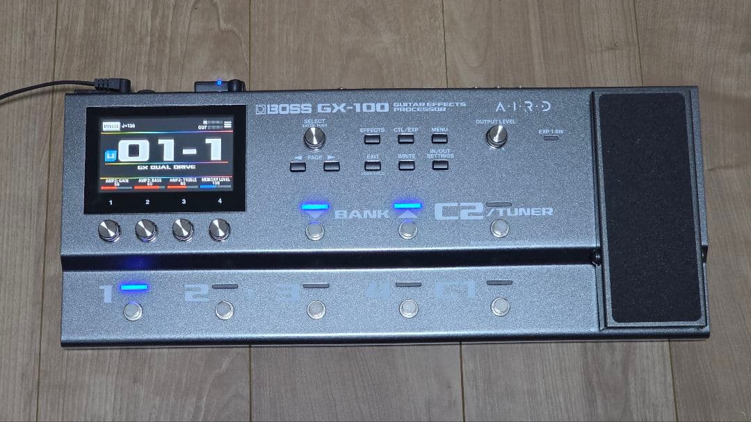 Boss GX-100 マルチエフェクター&BT-DUAL、ケース付き