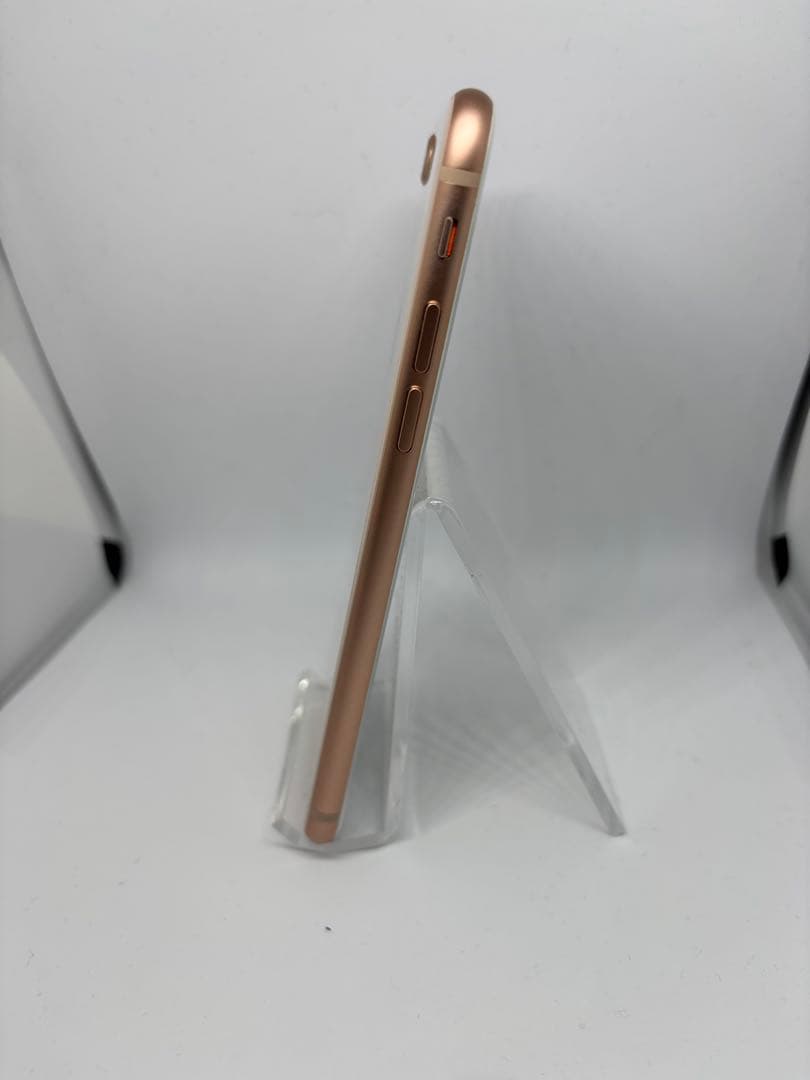 ①Apple iPhone 8 MQ7A2J/A(SIMフリー)