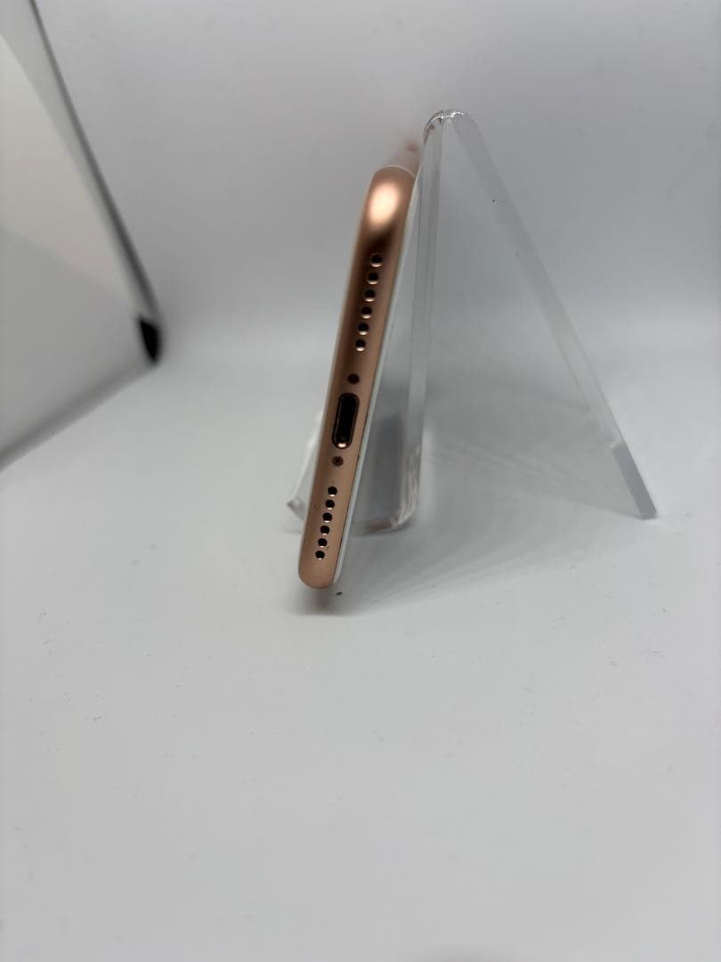 ①Apple iPhone 8 MQ7A2J/A(SIMフリー)