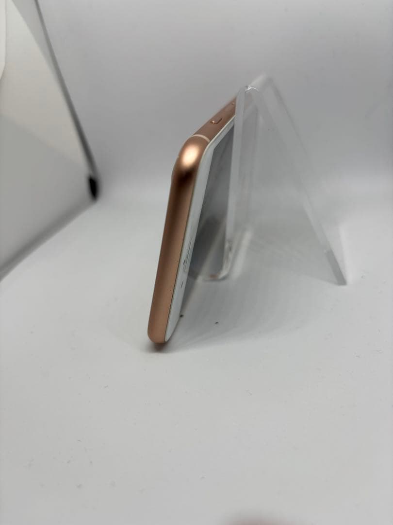 ①Apple iPhone 8 MQ7A2J/A(SIMフリー)