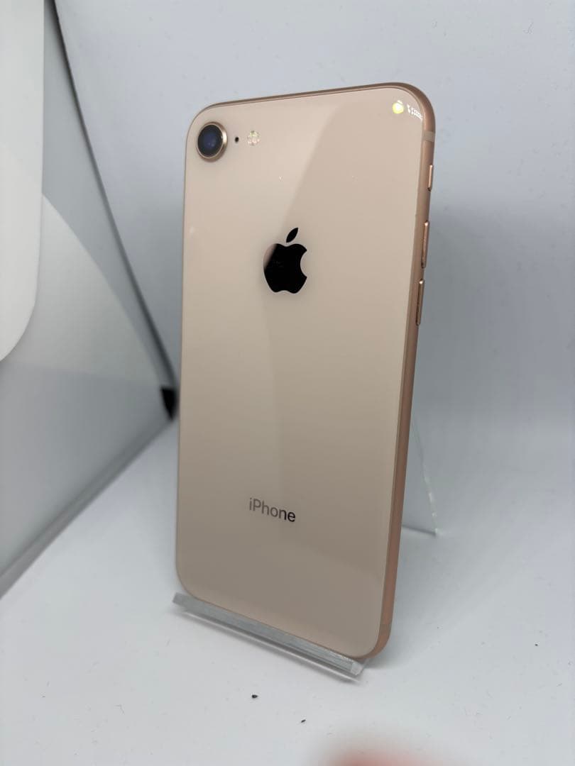 ①Apple iPhone 8 MQ7A2J/A(SIMフリー)