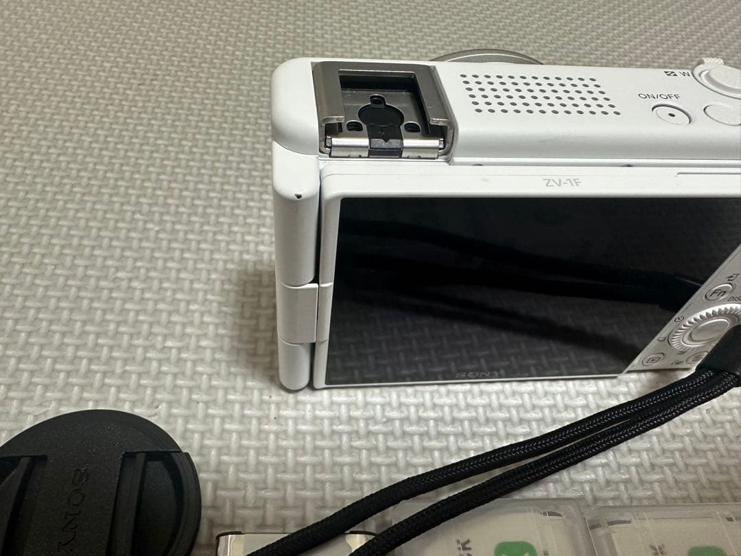 SONY コンパクトデジタルカメラ ホワイト ZV-1F